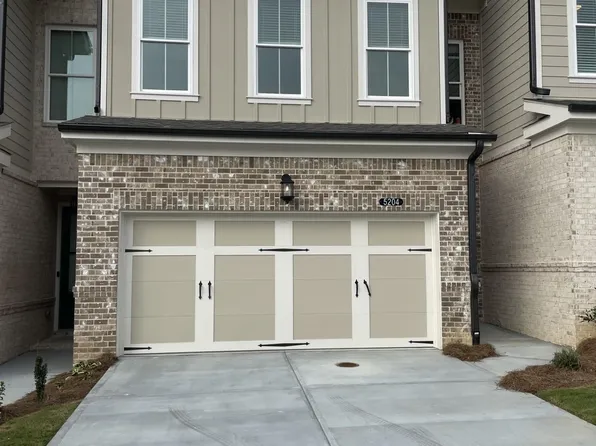 5204 Riden Ct, Buford, GA 30518