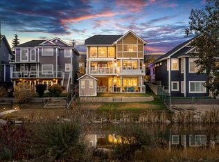 935 N Bayside Dr SW, Airdrie, AB T4B3E3