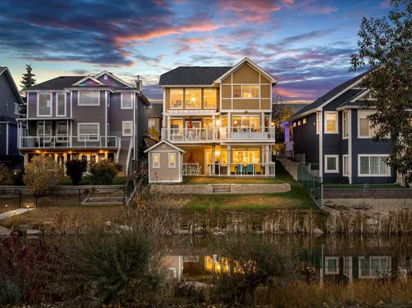 935 N Bayside Dr SW, Airdrie, AB T4B 3E3