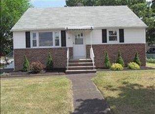 20 Madison Ave, Middlesex, NJ 08846