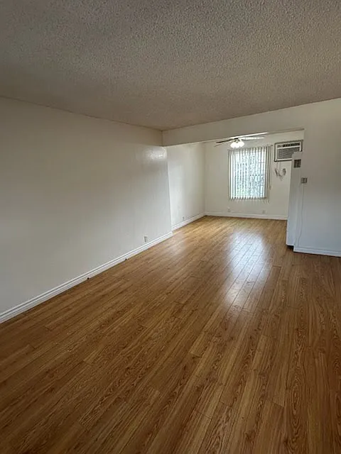 Building Photo - 410 S Sierra Madre Blvd #21