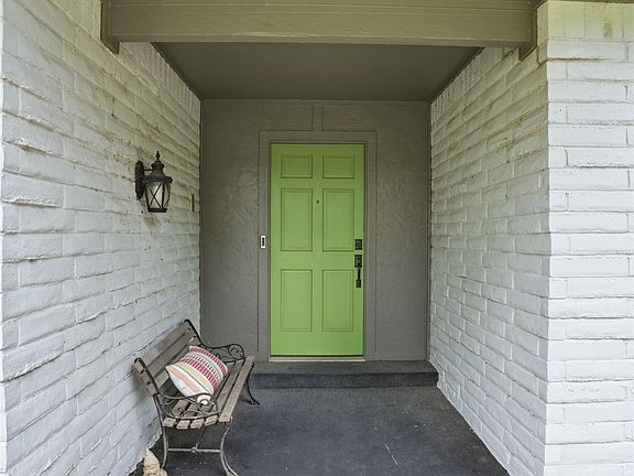 2nd image of 4321 E 74th Pl
