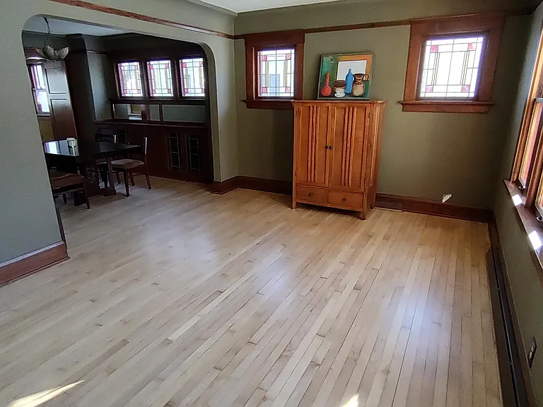 W57N512 Hilbert Ave — Photo 3
