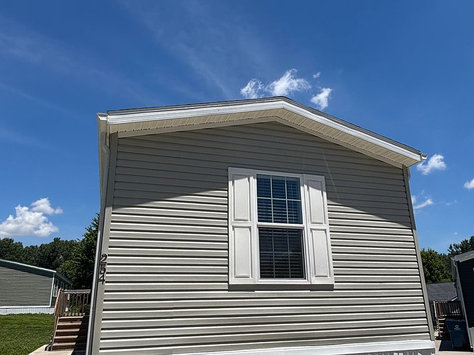 1st image of 254 Woodland Trails Dr #254