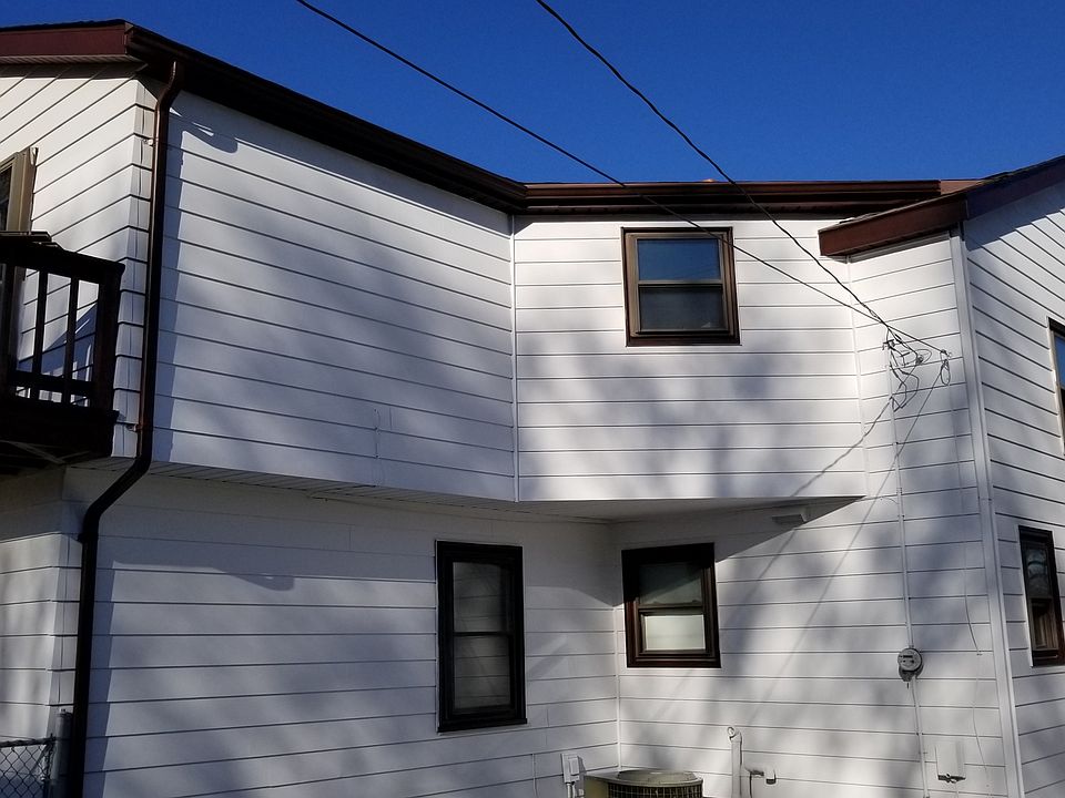 1st image of 3133 E Underwood Ave