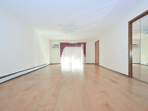 3rd image of 7117 W Belmont Ave APT 1C