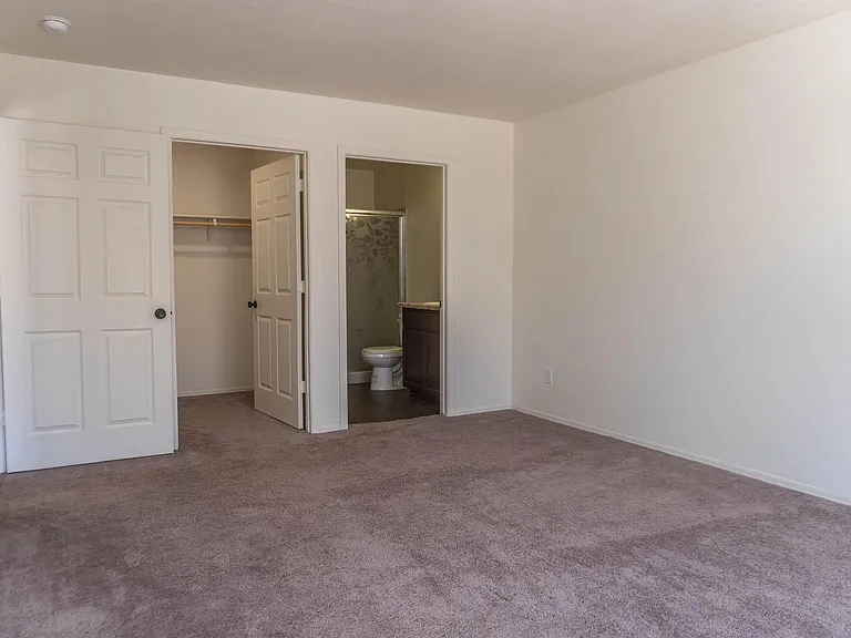 7352 E 38th St — Photo 19