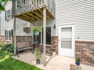 Mapleview Condominium Associat, Slinger, WI 53086
