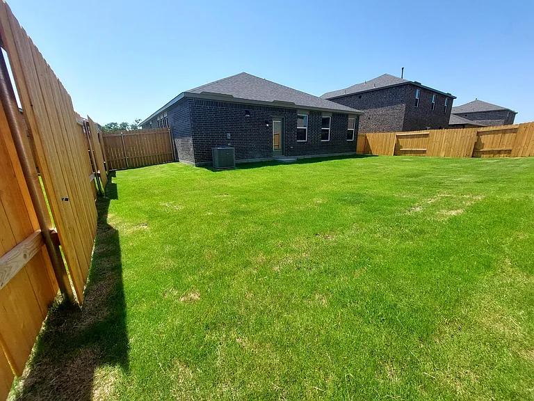 2104 Atwood Dr — Photo 24