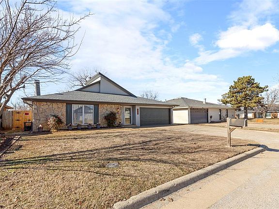 5th image of 8829 Parkridge Dr
