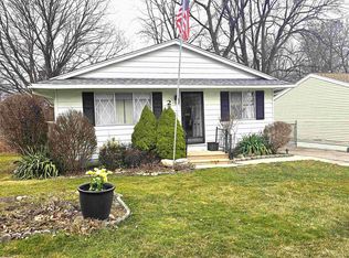 225 Ewell St, Romeo, MI 48065