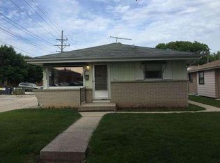 4758 N 81st St, Milwaukee, WI 53218