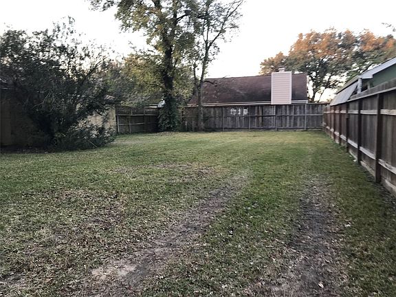5th image of 11638 Karlwood Ln