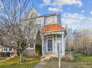 15565 Winding Creek Dr, Dumfries, VA 22025