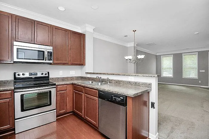 11209 Cedar Walk Ln — Photo 11