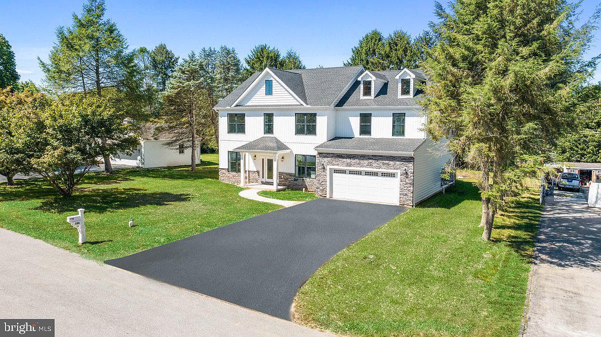 130 Rossiter Ave, Phoenixville, PA 19460 Zillow
