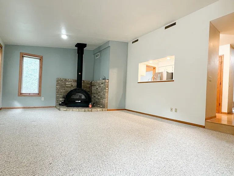 7102 Friendship Ln — Photo 11