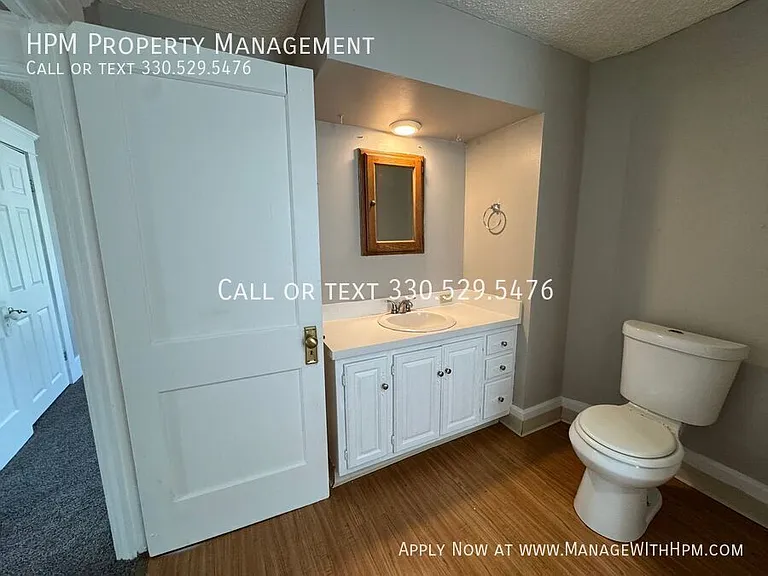 2325 Clyde Pl SW — Photo 9