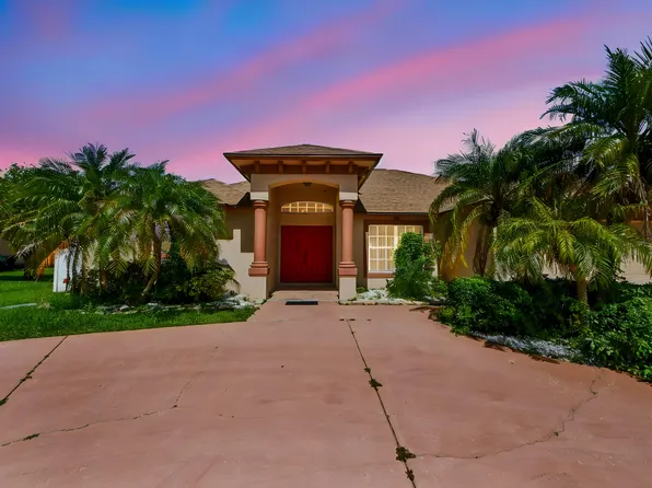 6178 NW Duke Circle, Port St Lucie, FL 34983