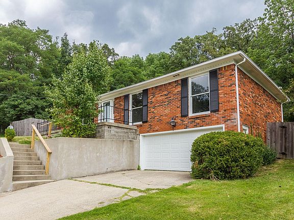 5703 Blue Spruce Ct-06