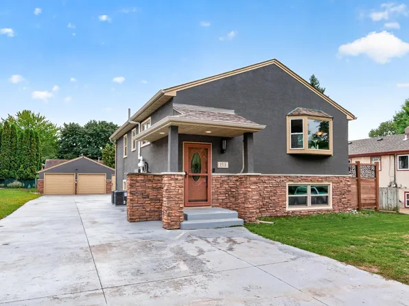 1518 Pacific St, Saint Paul, MN 55106