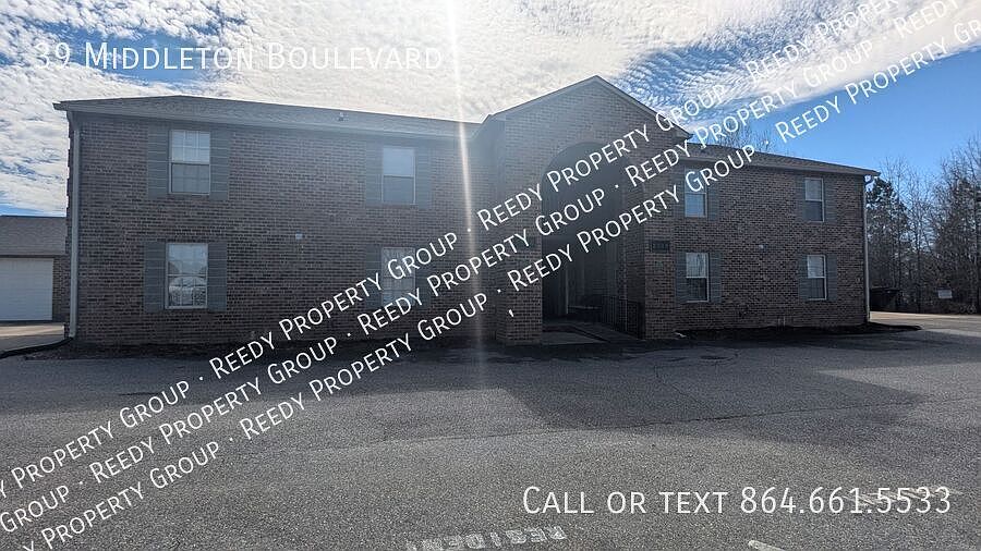1st image of 39 Middleton Blvd