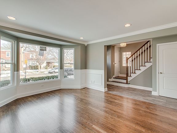 2nd image of 2957 W Birchwood Ave