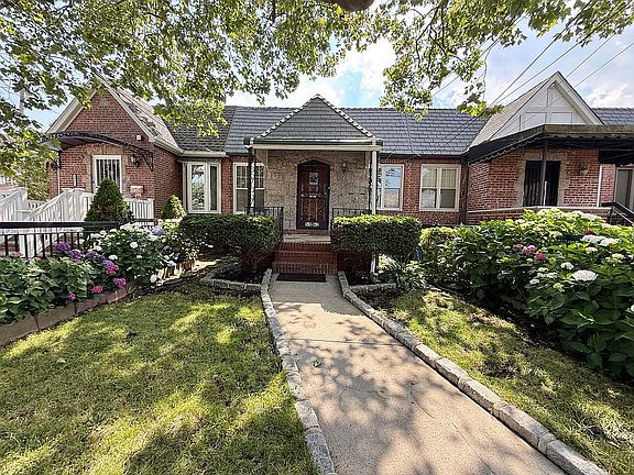 4th image of 59-62 69th Ln