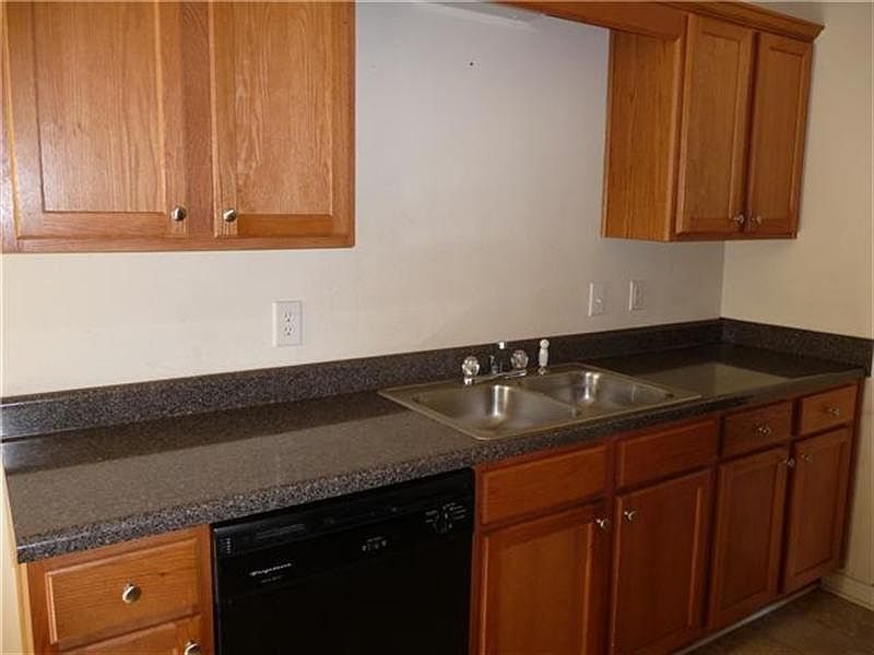 2nd image of 3332 Trotters Ridge Trl