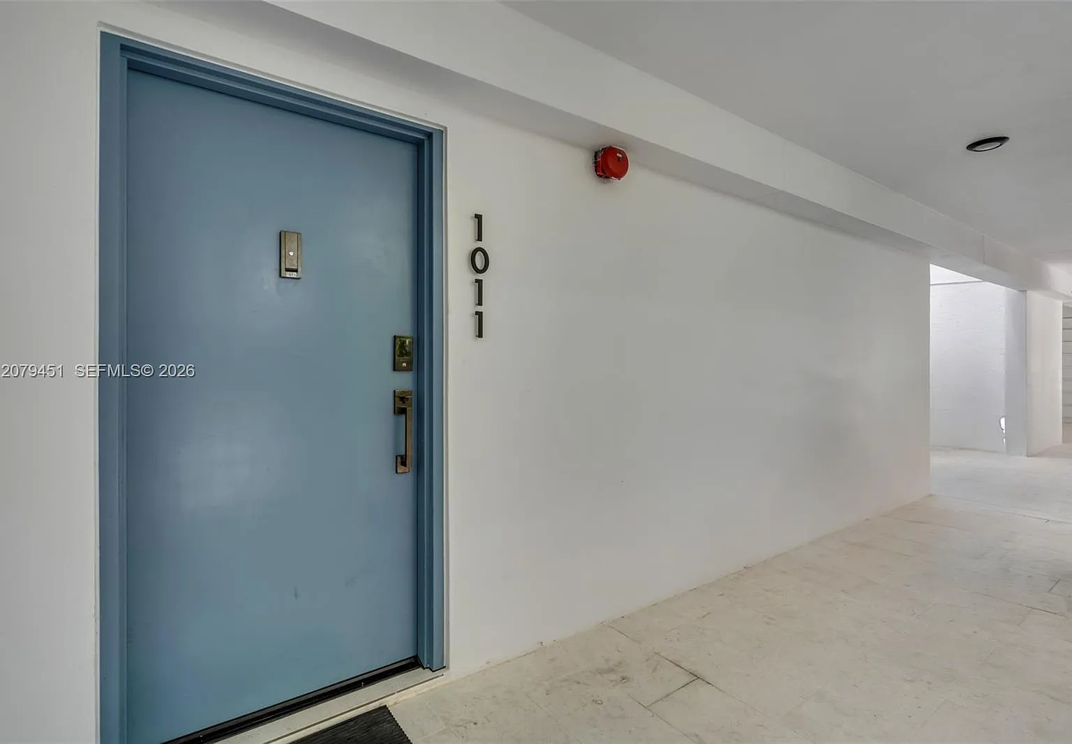 Ocean Village Condo — Photo 2