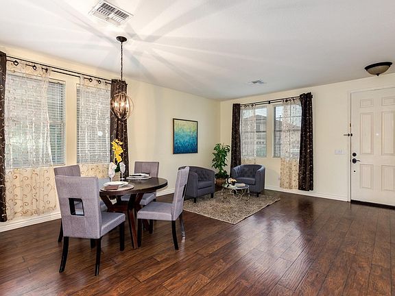 5th image of 1819 E Parkside Ln