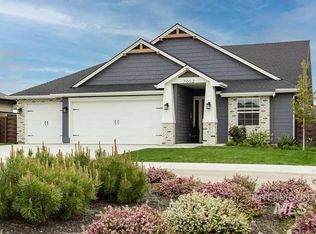 7052 N Exeter Pl, Meridian, ID 83646
