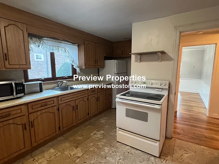 14 Caltha Rd #1P — Photo 13