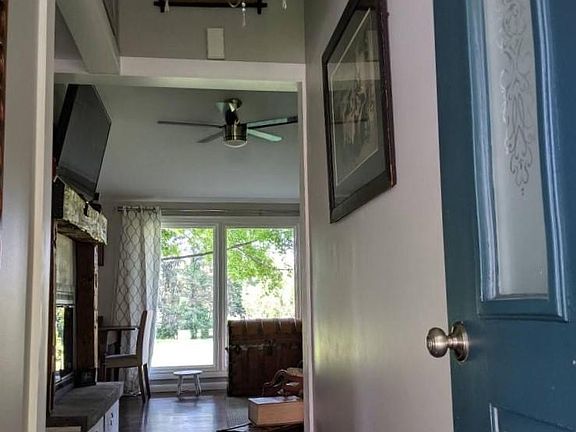 2nd image of 498 Acme Rd