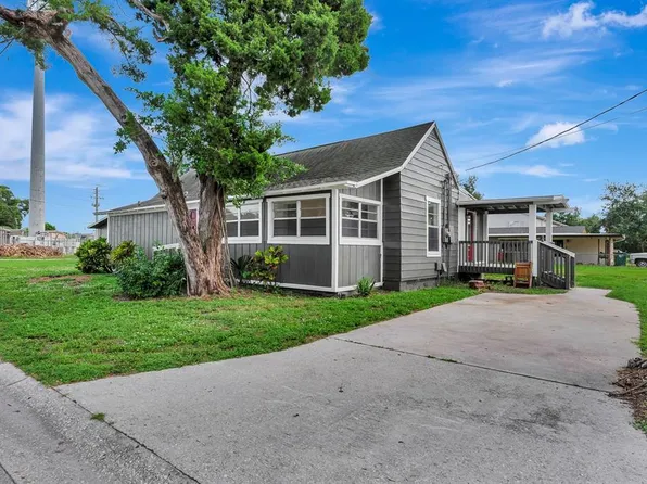 806 3rd Ave W, Palmetto, FL 34221