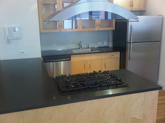 Rented by Metro Realty NY Inc | media 20