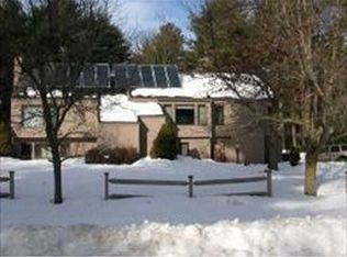 38 Adam Dr, Hudson, NH 03051