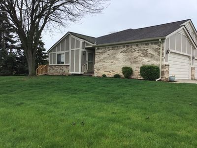 42170 Blossom Ln, Clinton Township, MI, 48038