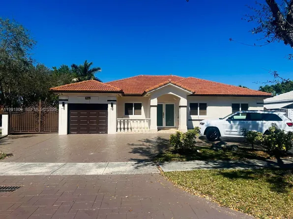 8899 NW 176th Ln, Hialeah, FL 33018