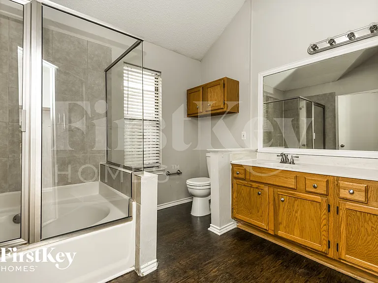 4742 Cornflower Dr — Photo 12
