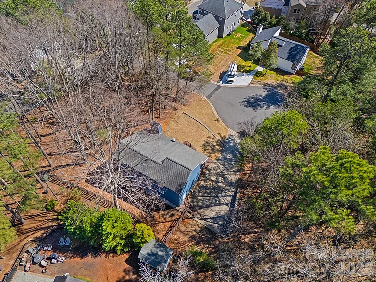 16149 Horoa Ct — Photo 31
