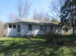 8688 Freedom Rd, Windham, OH 44288