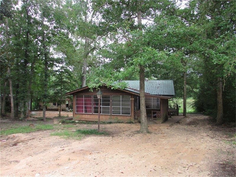 1st image of 675 Patricia Dr