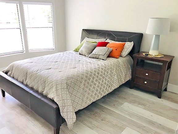 5th image of 250 Las Palmas Blvd #250