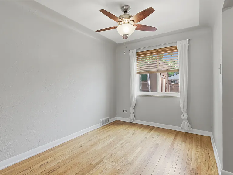1316 Ivanhoe St #1 — Photo 8