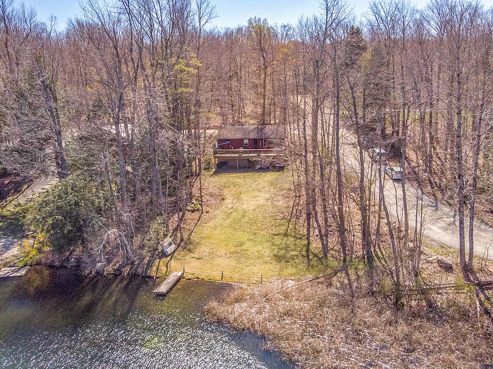134 Fireside Ln, Becket, MA 01223 Zillow