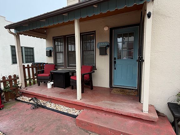 3rd image of 1555 32nd St
