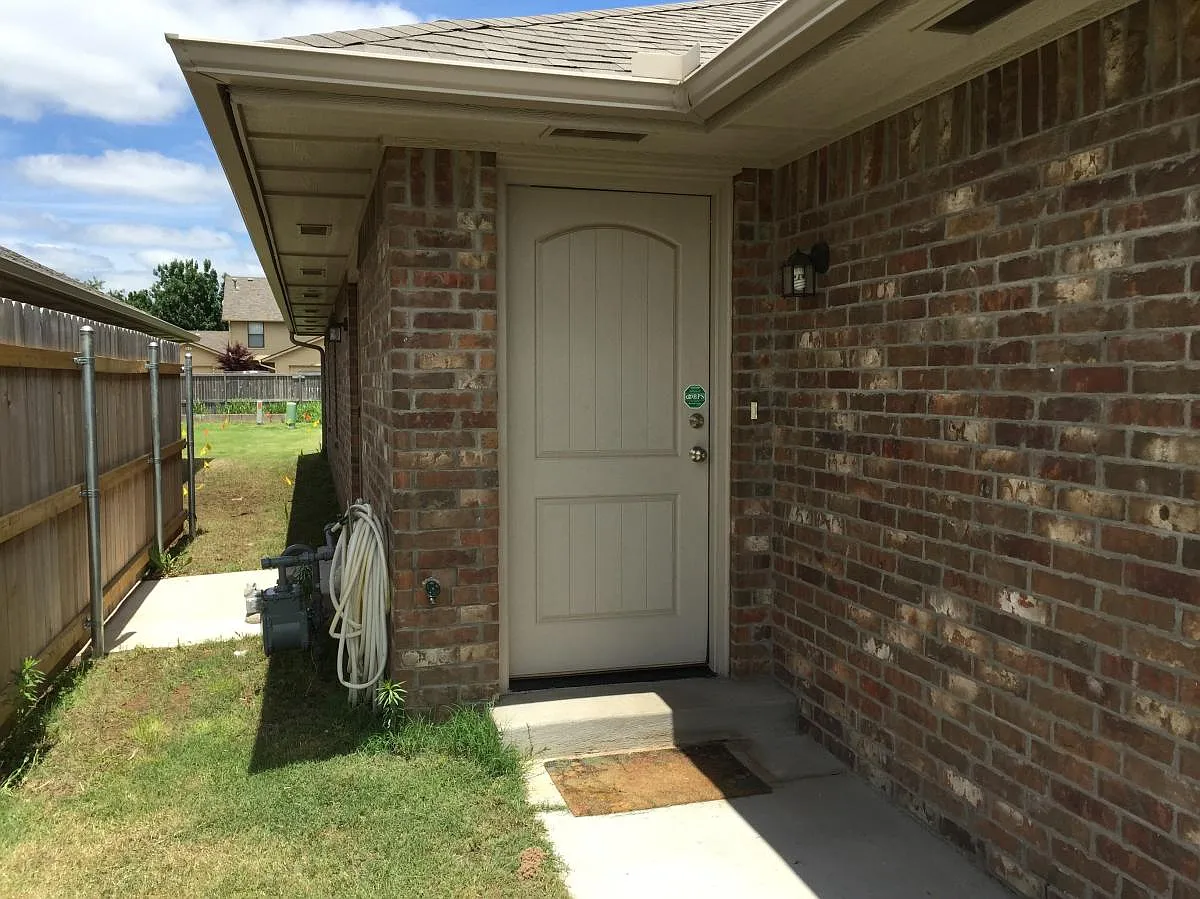 3 bed, 1250 sqft, $1,500 — Photo 4