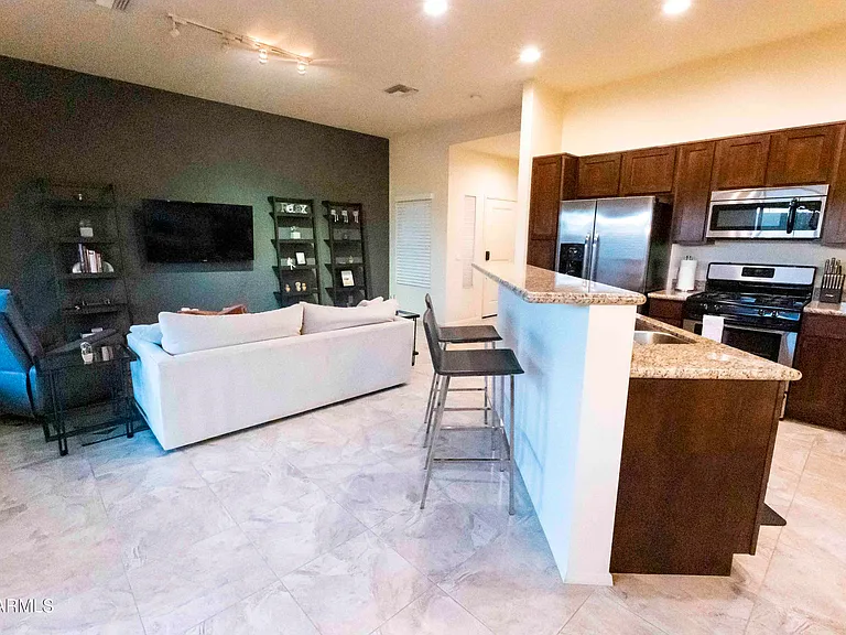 3113 E Danbury Rd #22 — Photo 6