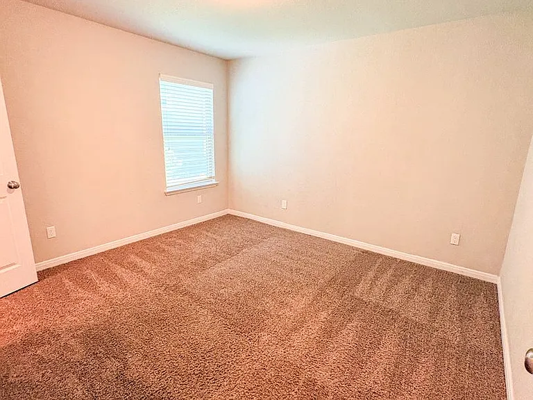 1218 Amber Dawn Dr — Photo 17